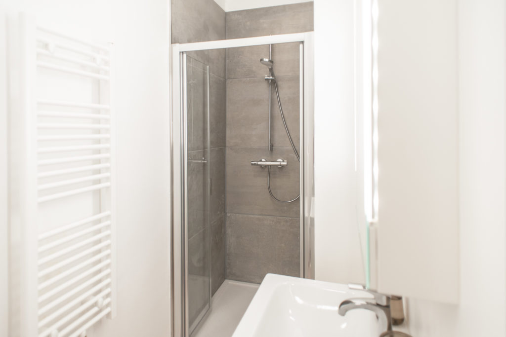 salle de bain privative de la residence de coliving flexiroom au luxembourg