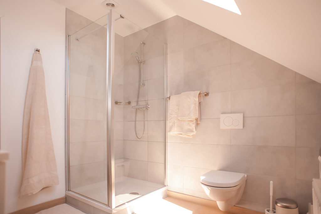 salle de bain de la résidence de coliving belaire à Luxembourg