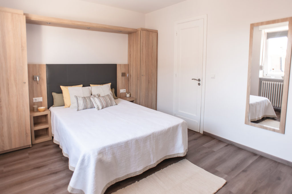 lit de la chambre de la résidence de coliving belair à luxembourg