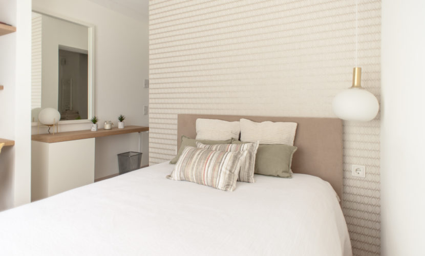 chambre avec lit double de la résidence de coliving flexirom au Luxembourg