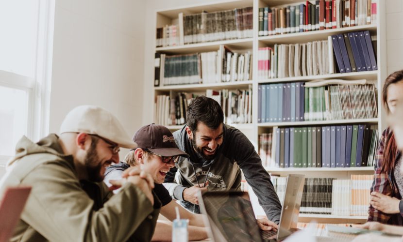 Pourquoi les milléniaux choississent le coliving ?